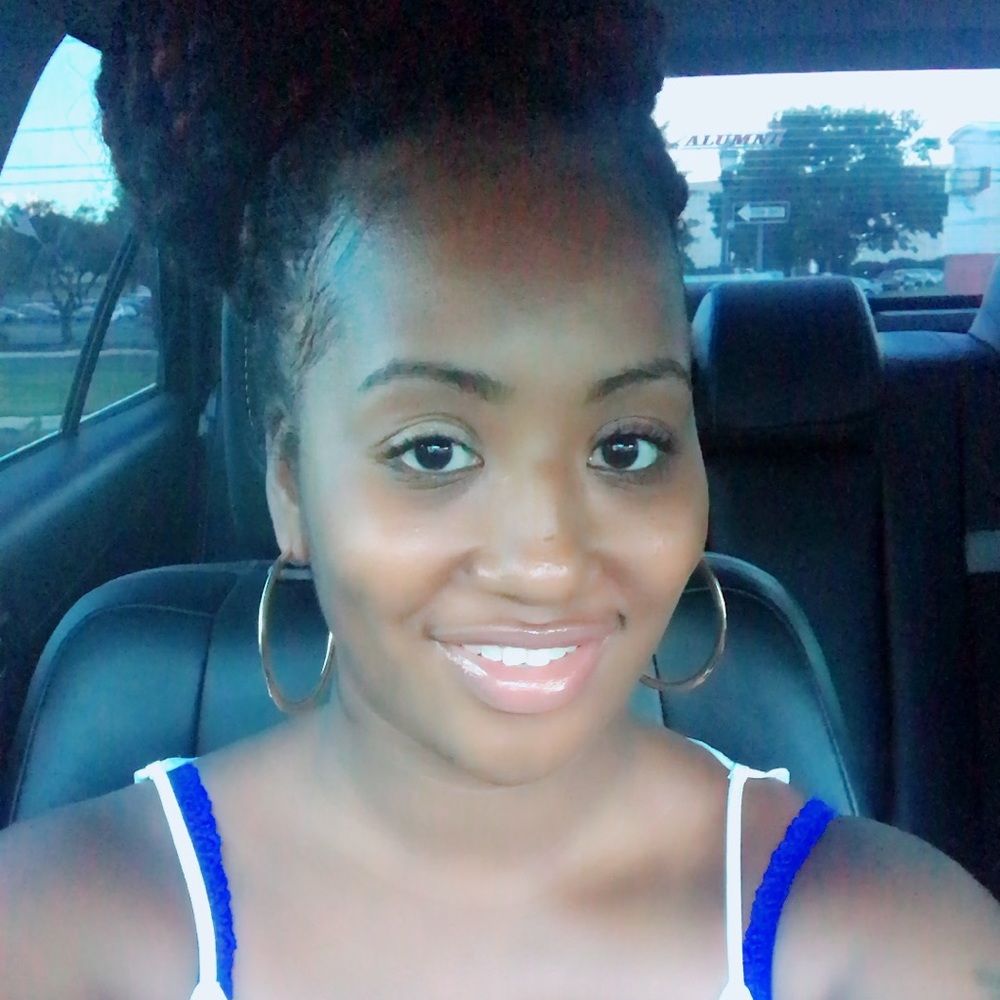 Meet your Posher, Tamira